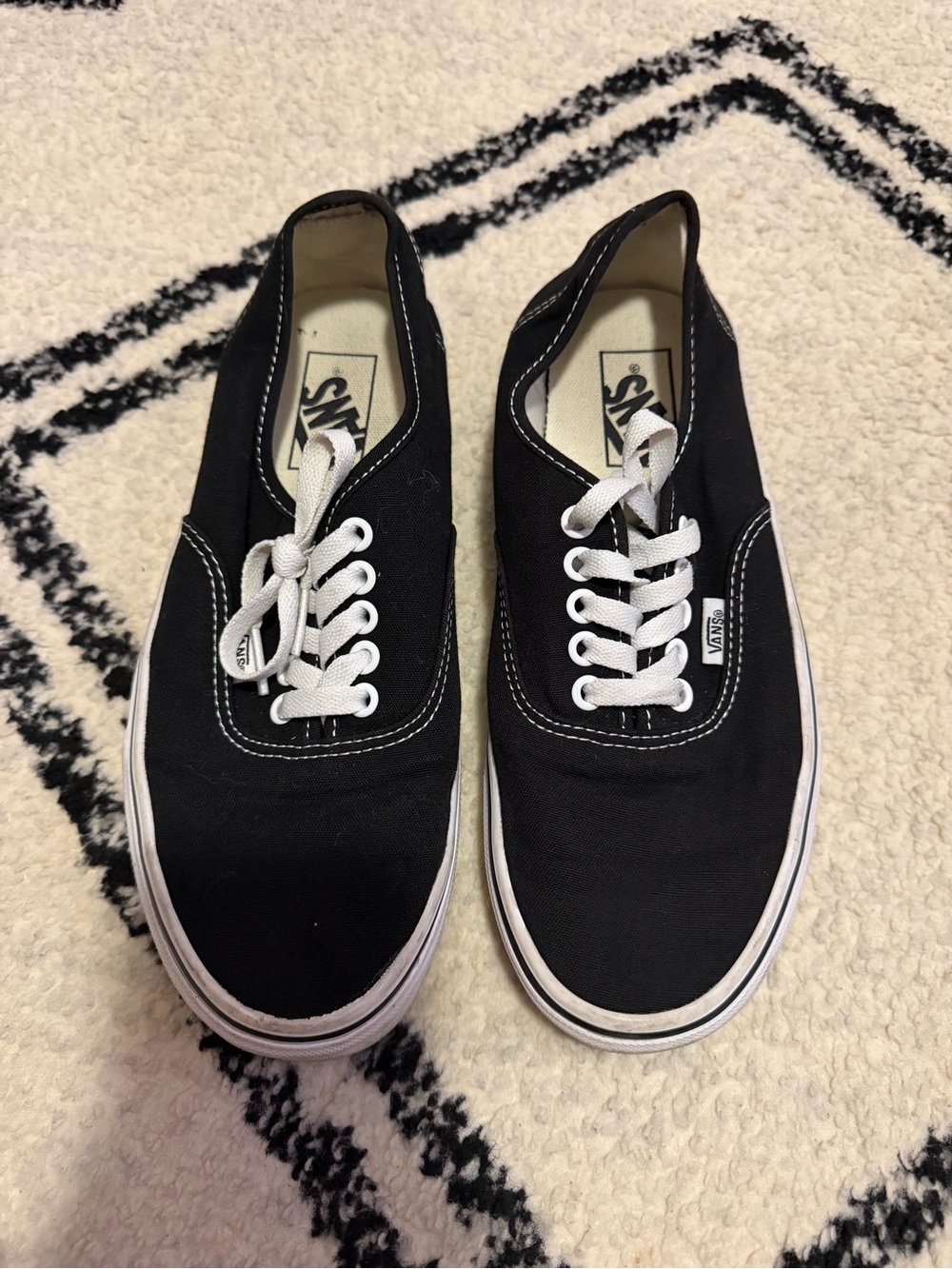 Vans Women’s Classic Black Canvas Low-Top Sneakers